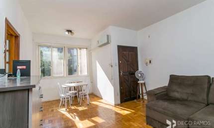 Apartamento com 2 quartos à venda na Rua Artur de Oliveira, 144, Partenon, Porto Alegre, 51 m2 por R$ 190.000