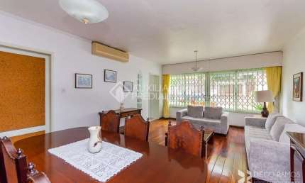 Casa com 4 quartos à venda na Rua Matias José Bins, 514, Três Figueiras, Porto Alegre, 442 m2 por R$ 1.586.000