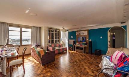 Apartamento com 4 quartos à venda na Rua São Carlos, 621, Floresta, Porto Alegre, 130 m2 por R$ 420.000