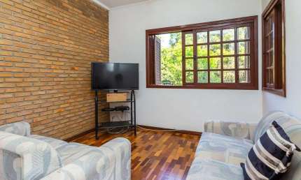 Casa em condomínio fechado com 3 quartos à venda na Rua Professor Emílio Meyer, 22, Vila Conceição, Porto Alegre, 263 m2 por R$ 800.000