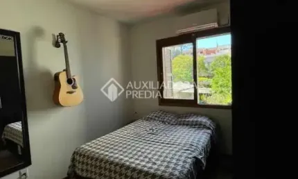 Casa com 4 quartos à venda na Rua Coronel João Pinto, 47, Teresópolis, Porto Alegre, 200 m2 por R$ 998.000