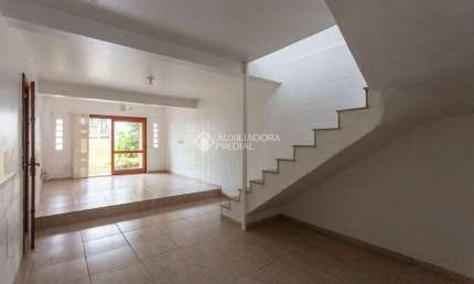Casa com 2 quartos à venda na Rua Coronel Antenor Amorim, 109, Bom Jesus, Porto Alegre, 185 m2 por R$ 380.000