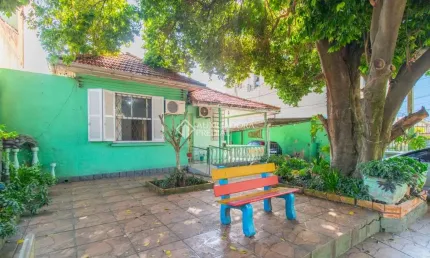 Casa com 3 quartos à venda na Rua Doutor Campos Velho, 1636, Cristal, Porto Alegre, 130 m2 por R$ 950.000