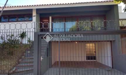 Casa com 4 quartos à venda na Avenida Benno Mentz, 1697, Vila Ipiranga, Porto Alegre, 211 m2 por R$ 730.000