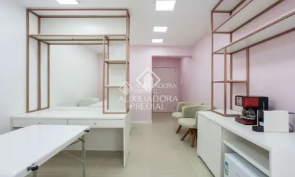 Sala comercial à venda na Rua Cristóvão Pereira, 99, Passo da Areia, Porto Alegre, 22 m2 por R$ 120.000