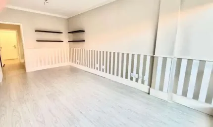 Sala comercial à venda na rua tobias da silva, 149, moinhos de vento, porto alegre, 40 m2 por r$ 350.000