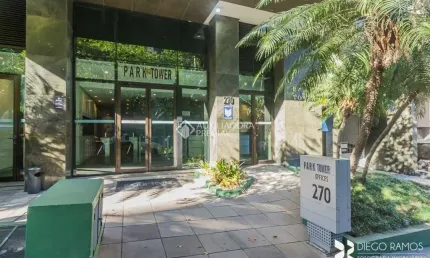 Sala comercial à venda na rua doutor florêncio ygartua, 270, moinhos de vento, porto alegre, 37 m2 por r$ 390.000
