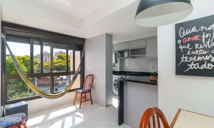 Apartamento com 2 quartos à venda na Rua Coronel Aristides, 18, Camaquã, Porto Alegre, 61 m2 por R$ 430.000