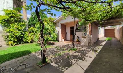 Casa em condomínio fechado com 3 quartos à venda na JOSE RODRIGUES DA FONSECA, 56, Vila Ipiranga, Porto Alegre, 155 m2 por R$ 650.000