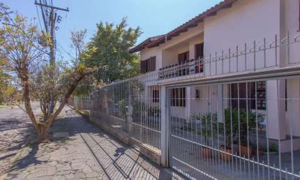 Casa com 4 quartos à venda na Rua Onze de Agosto, 257, São João, Porto Alegre, 150 m2 por R$ 895.000