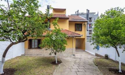 Casa com 5 quartos à venda na Rua Professor Antônio Peyrouton Louzada, 18, Jardim Carvalho, Porto Alegre, 266 m2 por R$ 730.000