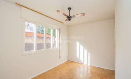 Apartamento com 2 quartos à venda na Rua Professor Álvaro Alvim, 450, Rio Branco, Porto Alegre, 48 m2 por R$ 200.000