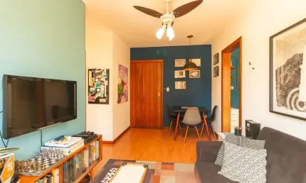 Apartamento com 2 quartos à venda na Rua Visconde de Inhauma, 7, Azenha, Porto Alegre, 50 m2 por R$ 370.000