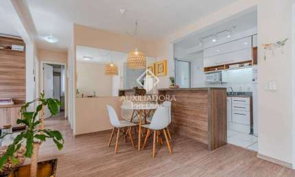 Apartamento com 3 quartos à venda na Rua Doutor Campos Velho, 1756, Cristal, Porto Alegre, 63 m2 por R$ 395.000