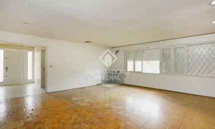 Casa com 2 quartos à venda na Rua Chavantes, 334, Vila Assunção, Porto Alegre, 130 m2 por R$ 895.000