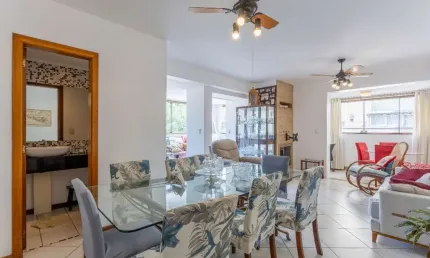 Apartamento com 3 quartos à venda na Avenida Palmeira, 228, Petrópolis, Porto Alegre, 113 m2 por R$ 790.000