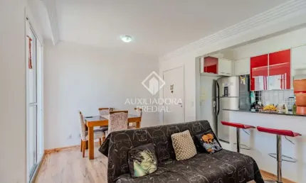 Apartamento com 3 quartos à venda na Rua Doutor Campos Velho, 1756, Cristal, Porto Alegre, 63 m2 por R$ 370.000