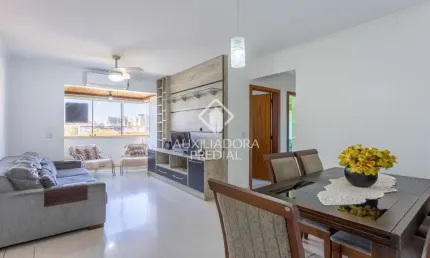 Apartamento com 3 quartos à venda na Rua Brito Peixoto, 237, Passo da Areia, Porto Alegre, 79 m2 por R$ 550.000