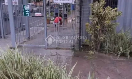 Apartamento com 2 quartos à venda na rua josé barcellos garcia, 100, rubem berta, porto alegre, 37 m2 por r$ 127.500