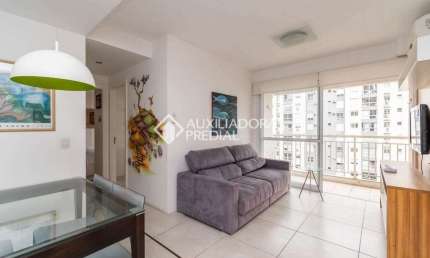 Apartamento com 2 quartos à venda na Beco Andaraí, 675, Passo da Areia, Porto Alegre, 61 m2 por R$ 470.000