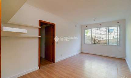 Apartamento com 3 quartos à venda na Rua Carazinho, 145, Petrópolis, Porto Alegre, 95 m2 por R$ 520.000