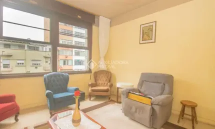 Apartamento com 3 quartos à venda na Avenida Borges de Medeiros, 601, Centro Histórico, Porto Alegre, 120 m2 por R$ 448.000