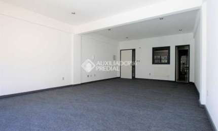 Sala comercial à venda na Rua Coronel Fernando Machado, 981, Centro Histórico, Porto Alegre, 45 m2 por R$ 110.000