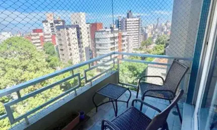Apartamento com 3 quartos à venda na avenida palmeira, 365, petrópolis, porto alegre, 144 m2 por r$ 890.000
