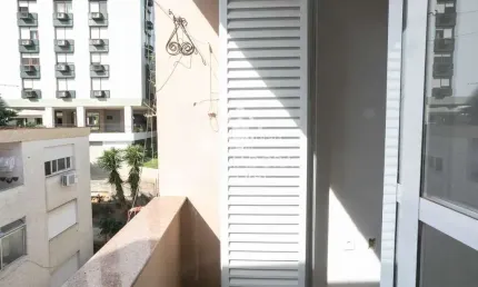 Apartamento com 3 quartos à venda na Avenida Carlos Gomes, 26, Boa Vista, Porto Alegre, 72 m2 por R$ 358.000
