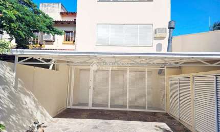 Casa em condomínio fechado com 4 quartos à venda na Rua Engenheiro Otávio Furtado, 123, Ipanema, Porto Alegre, 233 m2 por R$ 550.000
