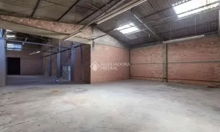 Barracão / Galpão / Depósito à venda na Avenida Sertório, 372, Navegantes, Porto Alegre, 461 m2 por R$ 2.400.000