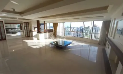 Apartamento com 2 quartos à venda na Rua Pedro Weingartner, 205, Rio Branco, Porto Alegre, 185 m2 por R$ 2.380.000