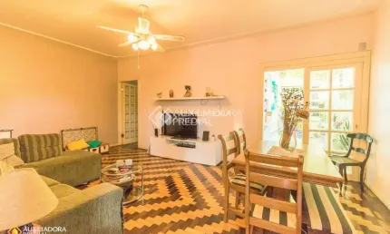 Apartamento com 3 quartos à venda na Rua Marquês do Pombal, 830, Moinhos de Vento, Porto Alegre, 101 m2 por R$ 480.000