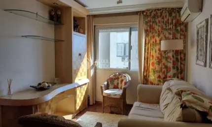 Apartamento com 1 quarto à venda na Rua Coronel Genuino, 206, Centro Histórico, Porto Alegre, 53 m2 por R$ 350.000