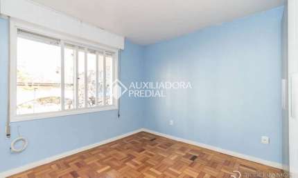Apartamento com 2 quartos à venda na Rua Duque de Caxias, 228, Centro Histórico, Porto Alegre, 68 m2 por R$ 299.800