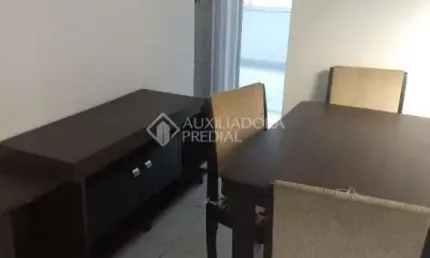 Apartamento com 2 quartos à venda na rua sapê, 570, passo da areia, porto alegre, 45 m2 por r$ 270.000