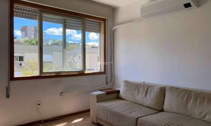 Apartamento com 2 quartos à venda na Rua Ângelo Crivellaro, 449, Jardim do Salso, Porto Alegre, 71 m2 por R$ 294.000
