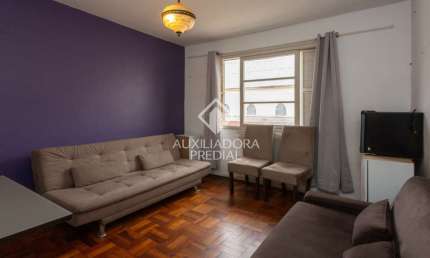 Apartamento com 2 quartos à venda na Rua Domingos Crescêncio, 559, Santana, Porto Alegre, 54 m2 por R$ 199.000