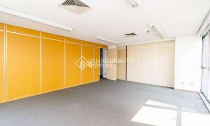 Sala comercial à venda na Rua Chaves Barcelos, 27, Centro Histórico, Porto Alegre, 125 m2 por R$ 350.000