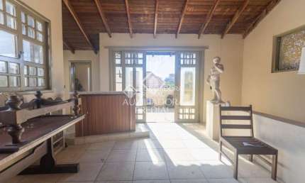 Casa com 3 quartos à venda na Rua Carlos Huber, 1020, Três Figueiras, Porto Alegre, 350 m2 por R$ 1.171.000