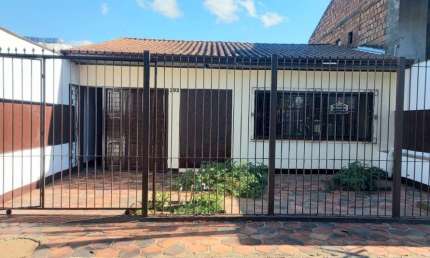 Casa com 2 quartos à venda na Rua Bambas da Orgia, 293, Farrapos, Porto Alegre, 84 m2 por R$ 229.000
