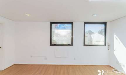 Sala comercial à venda na Avenida Goethe, 71, Rio Branco, Porto Alegre, 24 m2 por R$ 205.000