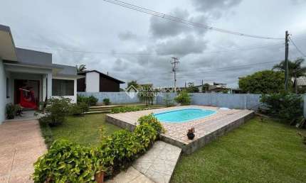 Casa com 3 quartos à venda na Antônio Pereira Filho, 615, Morada das Palmeiras, Torres, 122 m2 por R$ 742.000