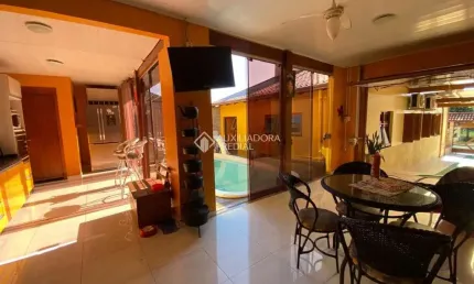 Casa com 3 quartos à venda na Rua Arnaldo Gustavo Ritter, 56, Rondônia, Novo Hamburgo, 149 m2 por R$ 650.000