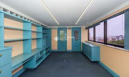 Sala comercial à venda na Praça Doutor Maurício Cardoso, 170, Moinhos de Vento, Porto Alegre, 77 m2 por R$ 540.000