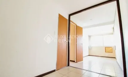 Sala comercial à venda na rua dom pedro ii, 1240, são joão, porto alegre, 58 m2 por r$ 450.000