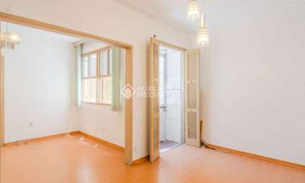 Apartamento com 2 quartos à venda na Avenida Bastian, 55, Menino Deus, Porto Alegre, 58 m2 por R$ 245.006
