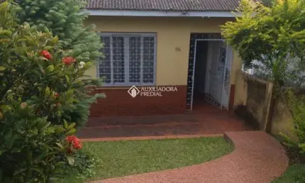 Casa com 2 quartos à venda na Rua Capitão Manoel Pozo Bravo, 56, Partenon, Porto Alegre, 121 m2 por R$ 450.000