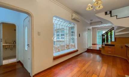 Casa em condomínio fechado com 3 quartos à venda na Rua Miguel Tostes, 706, Rio Branco, Porto Alegre, 198 m2 por R$ 1.100.000