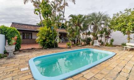 Casa com 2 quartos à venda na Rua José Alves de Castro, 70, Vila Nova, Porto Alegre, 160 m2 por R$ 599.000